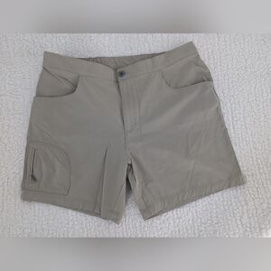 White Sierra Beige Outdoor Shorts
